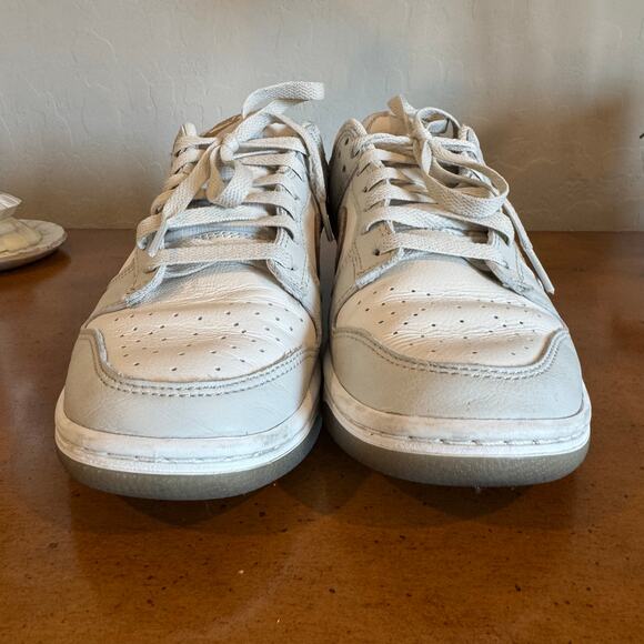 Nike Dunk Low SE Phantom Khaki Men’s 8.5 / Women’s 10 - Picture 8 of 9